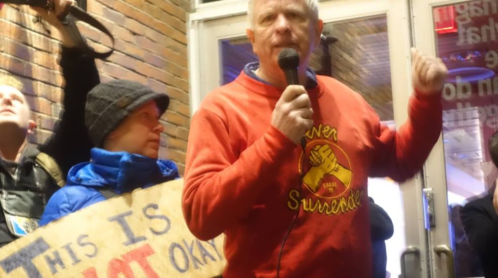 Harvard blockade bans neo-Nazi Bannon